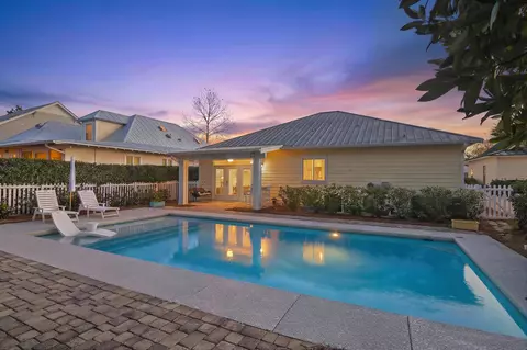 2117 Olde Towne Ave, Miramar Beach, FL 32550