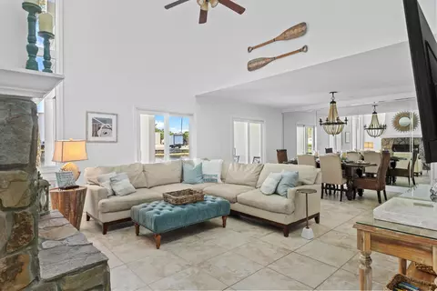 900 Gulf Shore Dr #5, Destin, FL 32541