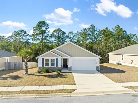 462 Whispering Creek Ave, Freeport, FL 32439