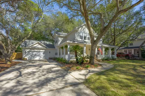 1723 Lilaberry Ln, Niceville, FL 32578