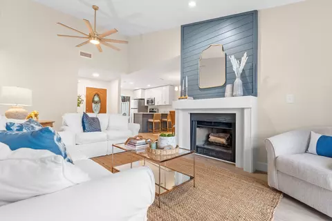 498 Linkside Dr, Miramar Beach, FL 32550