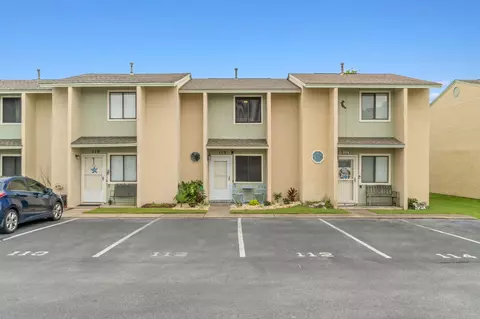 112 Robin Ln, Panama City Beach, FL 32407