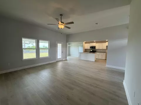 Living - 6002 Crocket Cv, Crestview, FL 32539 photo 1 of 3