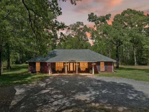 9866 Red Rock Rd, Milton, FL 32570