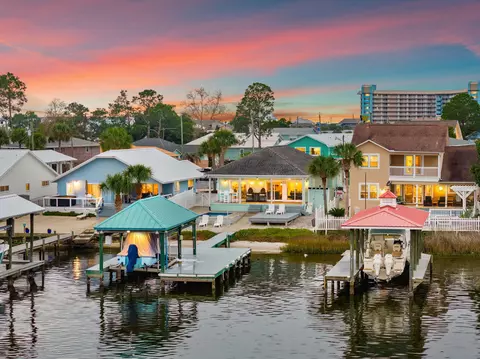7018 S Lagoon Dr, Panama City Beach, FL 32408