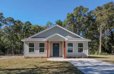 374 S 20th St, Defuniak Springs, FL 32435