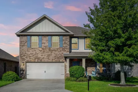 1729 Waterford Sound Blvd, Gulf Breeze, FL 32563