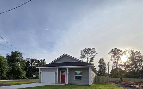 1001 Bremen Ave, Pensacola, FL 32507