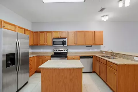 8562 Laredo St, Navarre, FL 32566