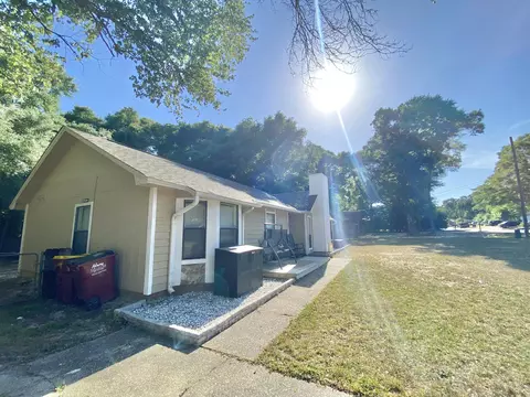 Exterior - 309 Springwood Cir, Crestview, FL 32536 photo 4 of 11