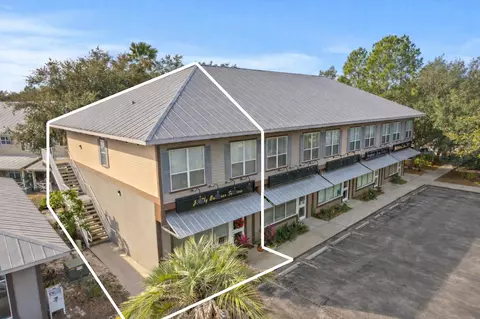 986 Airport Rd #A&B, Destin, FL 32541