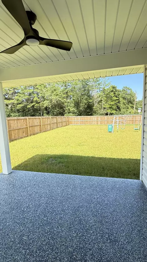 Exterior - 3411 Phoenix Ct, Crestview, FL 32539 photo 6 of 6