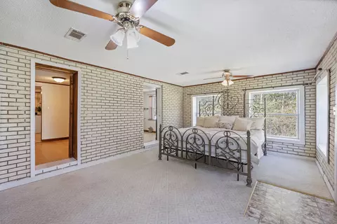 Bedroom - 894 E Williams Ave, Crestview, FL 32539 photo 1 of 4