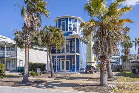 Exterior - 77 Mark St, Destin, FL 32541 photo 3 of 14