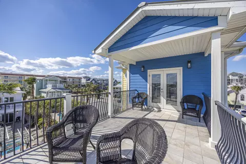 Exterior - 77 Mark St, Destin, FL 32541 photo 10 of 14