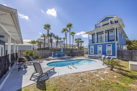 77 Mark St, Destin, FL 32541