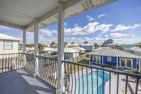 Exterior - 77 Mark St, Destin, FL 32541 photo 7 of 14