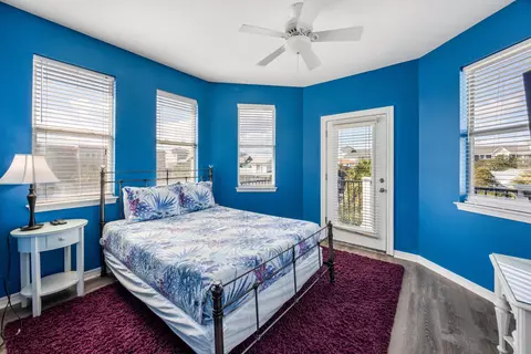 Bedroom - 77 Mark St, Destin, FL 32541 photo 10 of 16