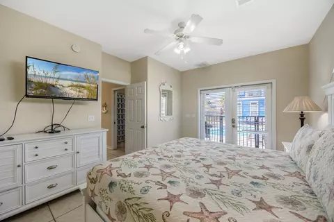 Bedroom - 77 Mark St, Destin, FL 32541 photo 16 of 16