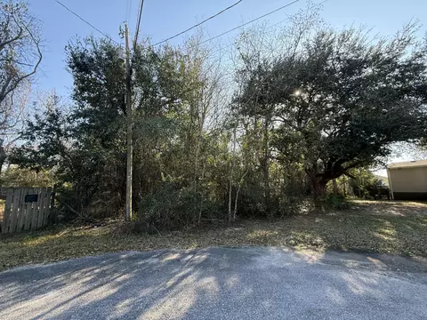 tbd Monument Ct, Gulf Breeze, FL 32563