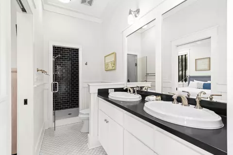 Bath - 30 N Shingle Ln, Watersound, FL 32461 photo 6 of 7