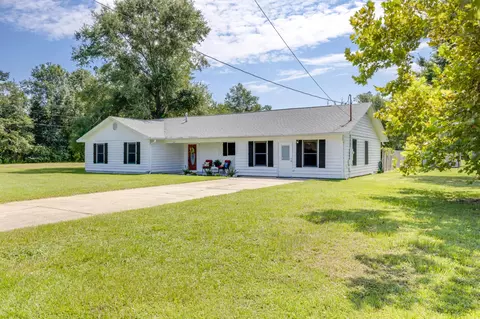 5811 Monroe St, Baker, FL 32531