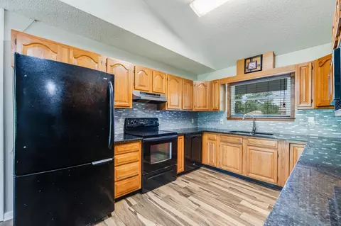 Kitchen - 5811 Monroe St, Baker, FL 32531 photo 1 of 5
