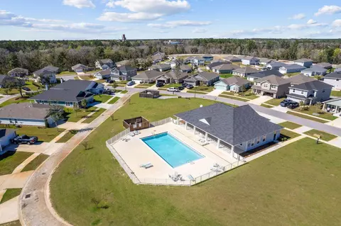 View/Area - 72 Riverwalk Cir, Freeport, FL 32439 photo 4 of 4