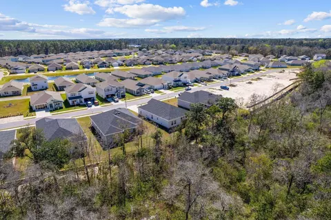 View/Area - 72 Riverwalk Cir, Freeport, FL 32439 photo 1 of 4