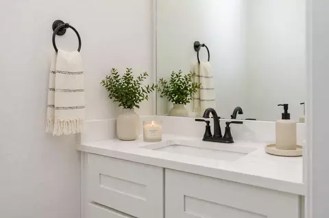 Bath - 5448 Jenee Ct, Crestview, FL 32539 photo 7 of 8