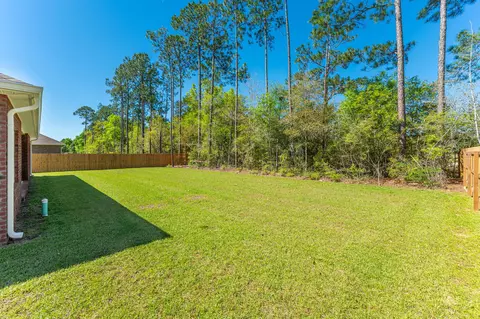 Exterior - 5448 Jenee Ct, Crestview, FL 32539 photo 3 of 4