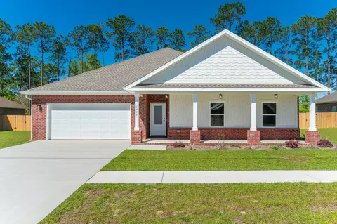 Exterior - 5448 Jenee Ct, Crestview, FL 32539 photo 2 of 4