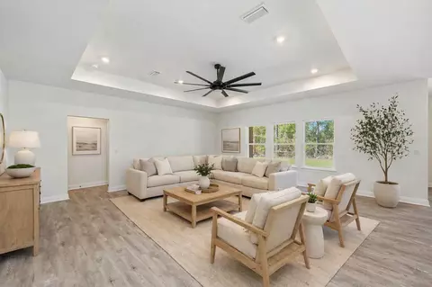 Living - 5448 Jenee Ct, Crestview, FL 32539 photo 2 of 2