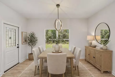 Dining - 5448 Jenee Ct, Crestview, FL 32539 photo 1 of 1