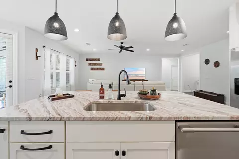 Kitchen - 1516 Mill Creek Dr, Baker, FL 32531 photo 5 of 9