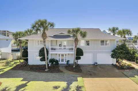 610 Lagoon Dr, Destin, FL 32541