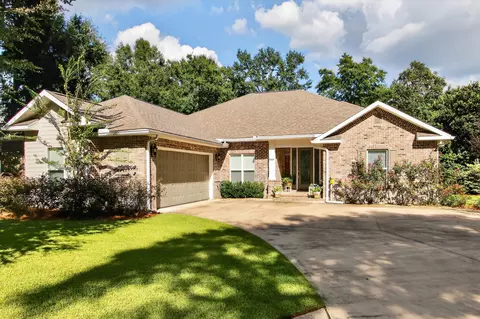 4809 Grove St, Crestview, FL 32539
