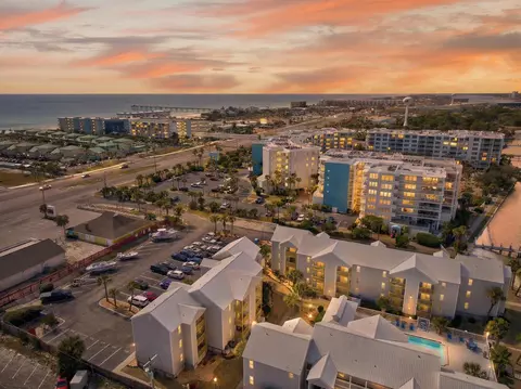 1330 SE Miracle Strip Pkwy #313, Fort Walton Beach, FL 32548