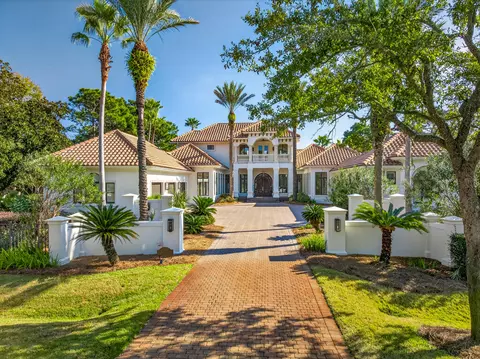 3325 Club Dr, Miramar Beach, FL 32550