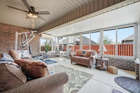 Exterior - 365 Merlin Ct, Crestview, FL 32539 photo 7 of 17
