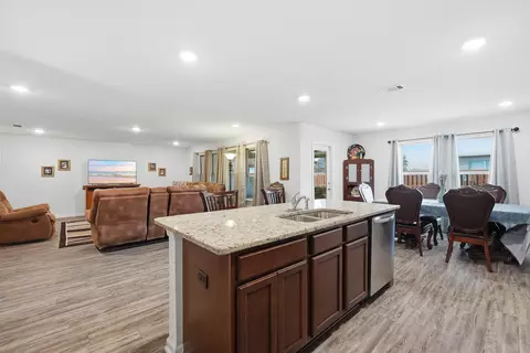 Entry Way - 365 Merlin Ct, Crestview, FL 32539 photo 7 of 12