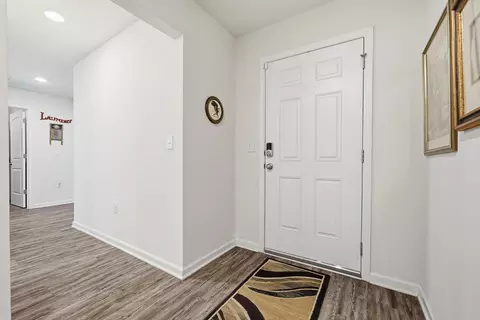 Entry Way - 365 Merlin Ct, Crestview, FL 32539 photo 2 of 12