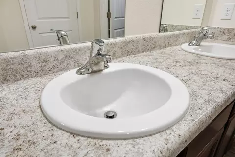 Bath - 365 Merlin Ct, Crestview, FL 32539 photo 2 of 4
