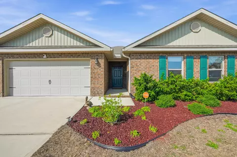 Exterior - 365 Merlin Ct, Crestview, FL 32539 photo 5 of 17