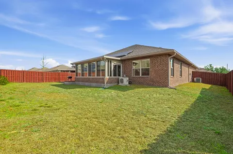 Exterior - 365 Merlin Ct, Crestview, FL 32539 photo 9 of 17