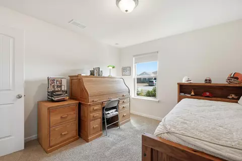 Bedroom - 365 Merlin Ct, Crestview, FL 32539 photo 6 of 10