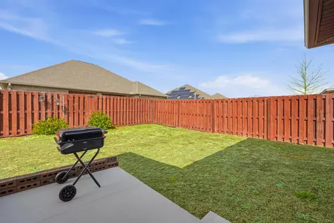 Exterior - 365 Merlin Ct, Crestview, FL 32539 photo 13 of 17