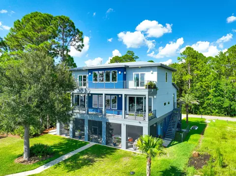 36 Creek Harbour Blvd, Freeport, FL 32439
