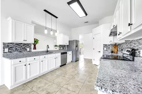 Kitchen - 5432 E Brook Dr, Crestview, FL 32539 photo 1 of 3