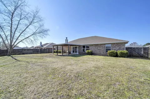 Exterior - 5432 E Brook Dr, Crestview, FL 32539 photo 3 of 4